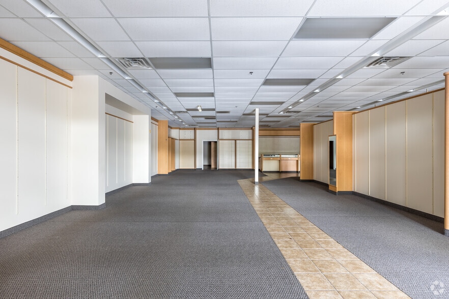 More Photos Of 2769 Chastain Meadows Pky NW, Marietta Unknown For Lease