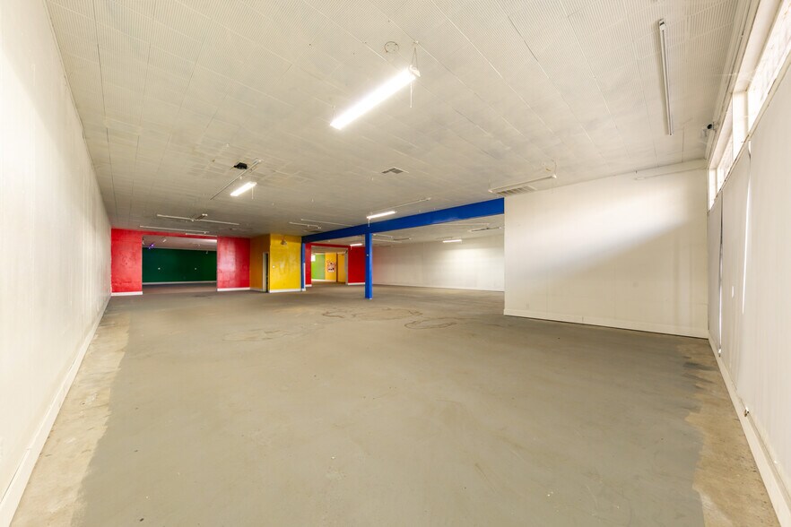 More Photos Of 2402 N Wilson Way, Stockton Storefront Retail Office For Sale