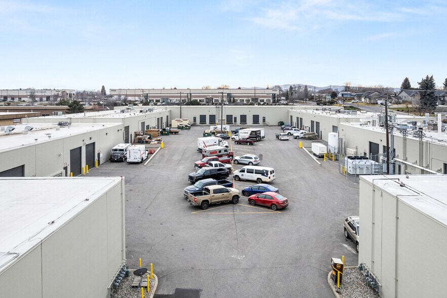 More Photos Of 9922 E Montgomery Rd, Spokane Valley Flex For Lease