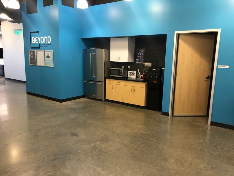 More Photos Of 545 E University Pky, Orem Office For Lease