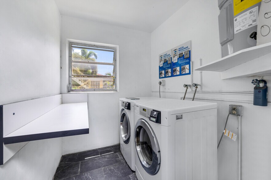 More Photos Of 2255 SE 5th St, Pompano Beach Apartments For Sale
