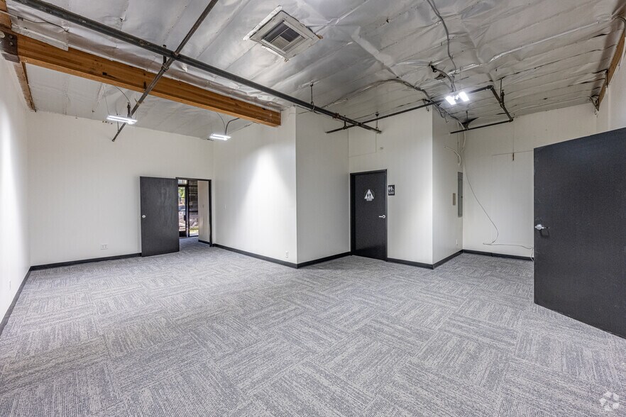 More Photos Of 2530 E Corporate Pl, Monterey Park Research And Development For Lease