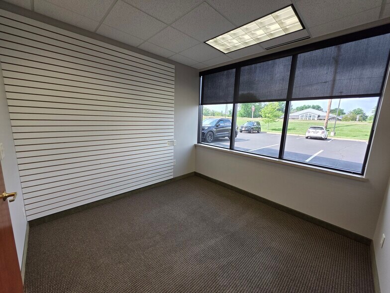 More Photos Of 744 Ryan Dr, Hudson Office For Lease