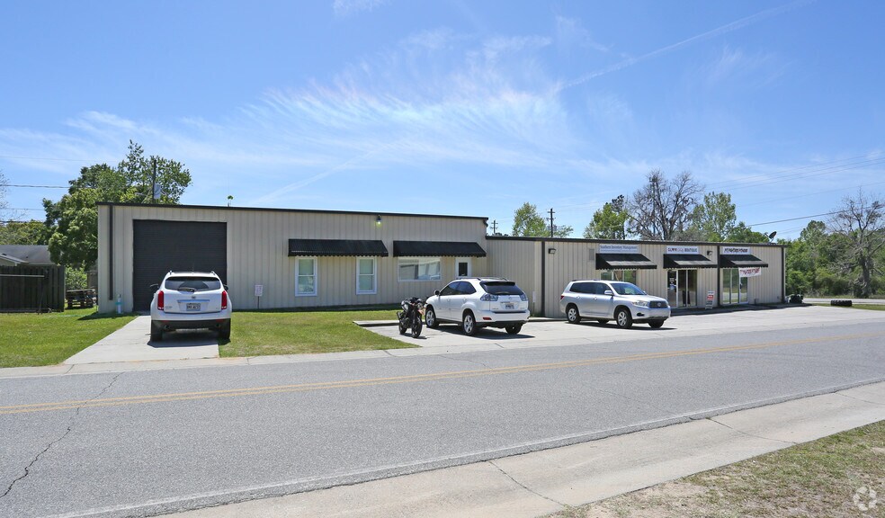 More Photos Of 1825 Plum St, Valdosta Office For Lease