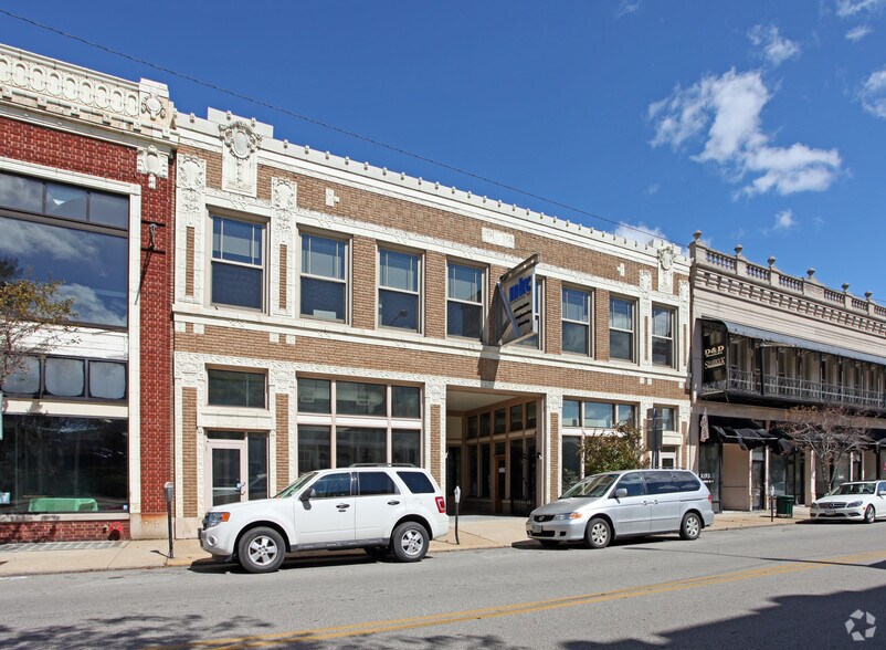 More Photos Of 40 W 4th St, Mansfield Storefront Retail Office For Lease