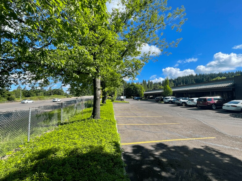 More Photos Of , Wilsonville Office For Sale