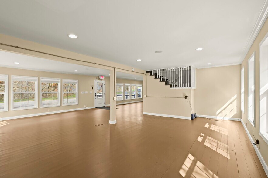 More Photos Of 3453 S Hwy 321, Blowing Rock General Retail For Sale