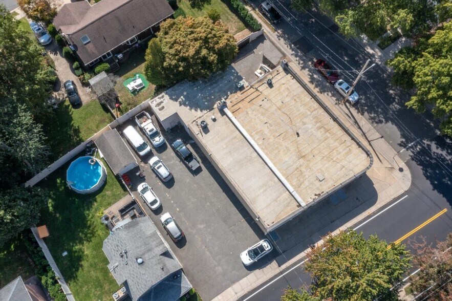 More Photos Of 1097 Tulip Ave, Franklin Square Storefront Retail Office For Lease