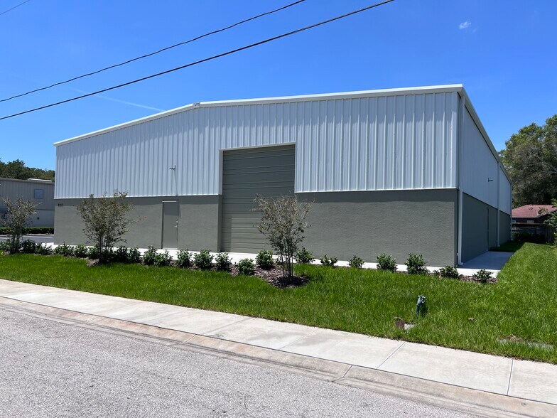 More Photos Of 8950 66th Ct N, Pinellas Park Warehouse For Lease