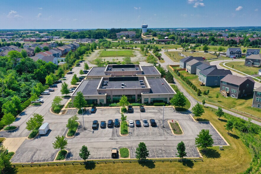 More Photos Of 320 Cardinal Dr, St Charles Medical For Lease
