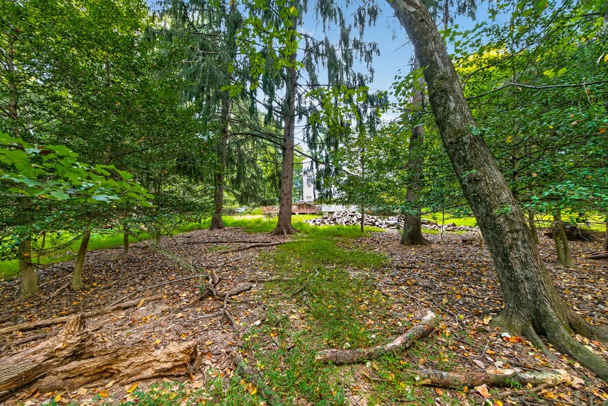 More Photos Of 13904 Overton Ln, Silver Spring Land For Sale