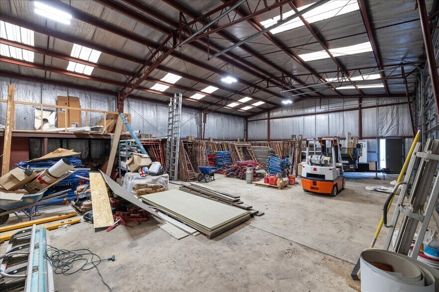 More Photos Of 563 Deep Run Rd, Perkasie Contractor Storage Yard For Sale