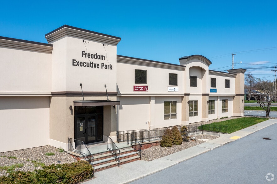 More Photos Of 488 Freedom Plains Rd, Poughkeepsie Medical For Lease