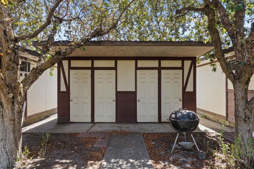 More Photos Of 824-828 E North Ave, Spokane Apartments For Sale