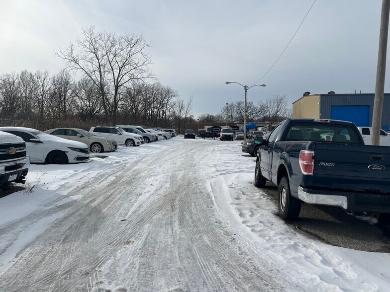 More Photos Of 9255 Brookpark Rd, Parma Auto Dealership For Sale