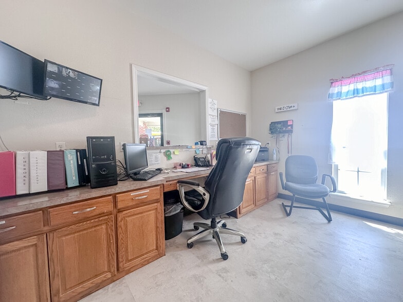 More Photos Of 710 W Broadway St, Collinsville Daycare Center For Sale