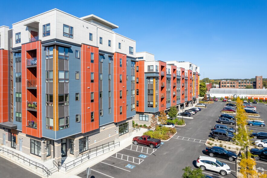 Primary Photo Of 21 East St, North Attleboro Apartments For Lease