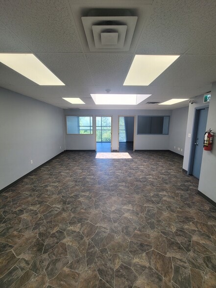 More Photos Of 17728 66 Av, Surrey Warehouse For Lease