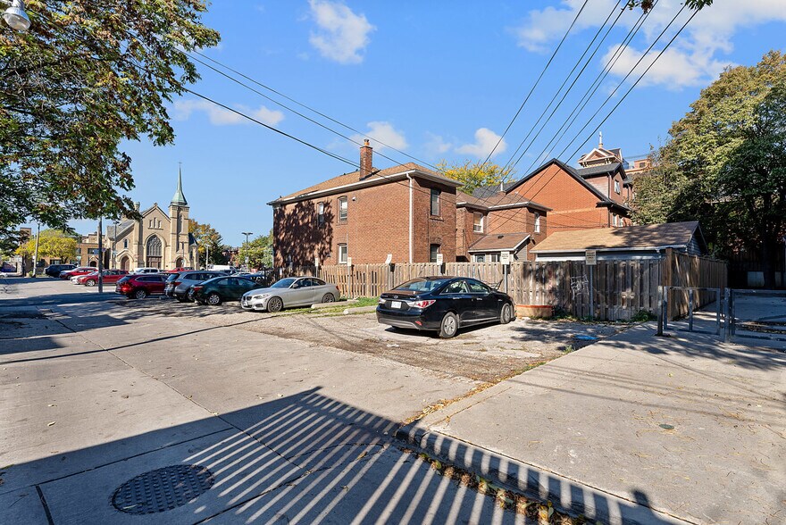 More Photos Of 15-19 Augusta Ave, Toronto Land For Sale