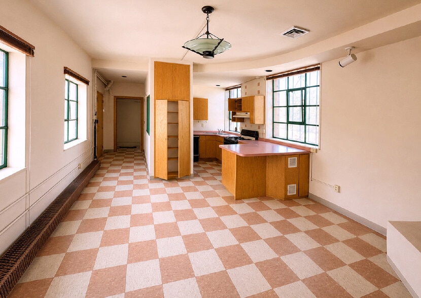 More Photos Of 4019 4th St NW, Albuquerque Freestanding For Sale