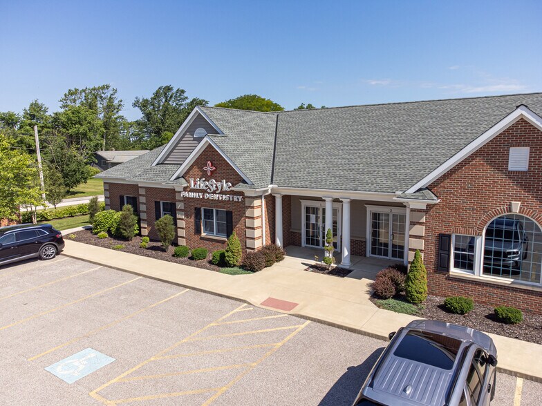 More Photos Of 2875 Center Rd, Brunswick Medical For Lease