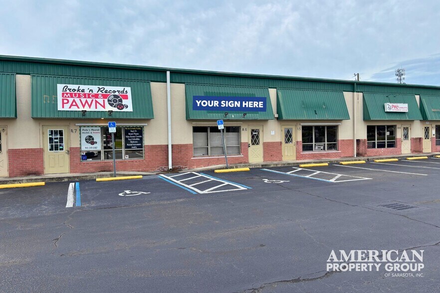 More Photos Of 1225 Tamiami Trl, Port Charlotte Showroom For Lease