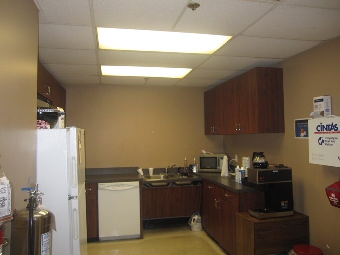 More Photos Of 7135 Ardmore St, Houston Light Manufacturing For Sale