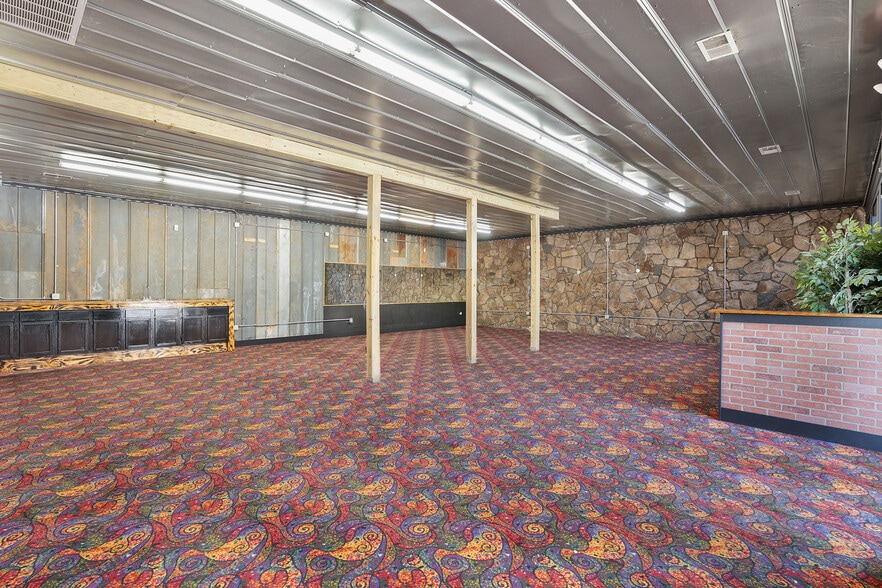 More Photos Of 3900 Ringgold Rd, Chattanooga Freestanding For Sale