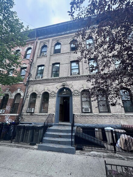 More Photos Of 1243 Willoughby Ave, Brooklyn Multifamily For Sale