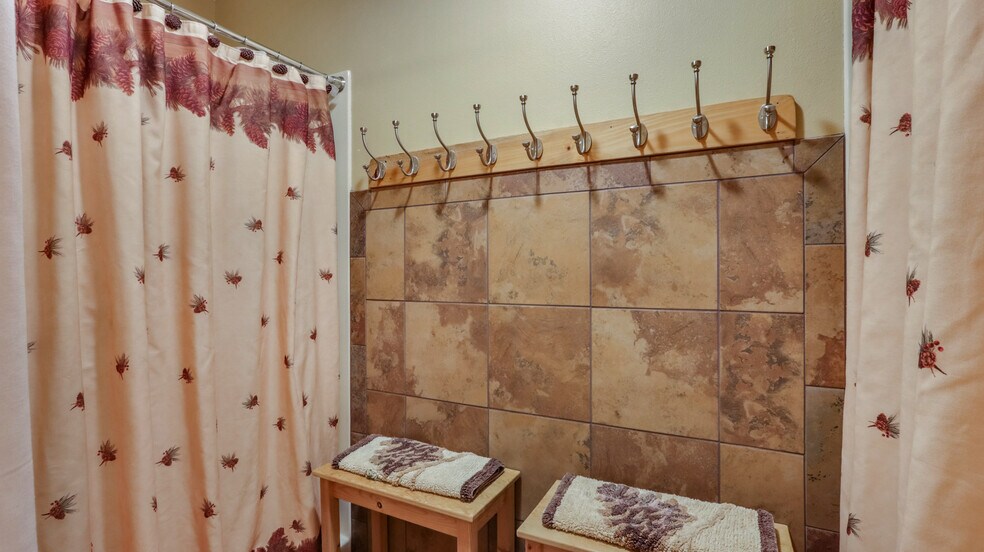 More Photos Of 18059 County Highway OO, Chippewa Falls Specialty For Sale