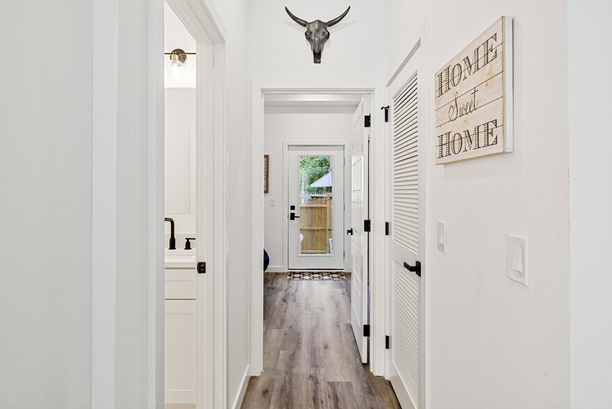 More Photos Of 1735 S 23rd St, Philadelphia Apartments For Sale