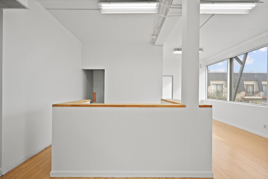 More Photos Of 2215 N Broadway, Santa Ana Medical For Sale