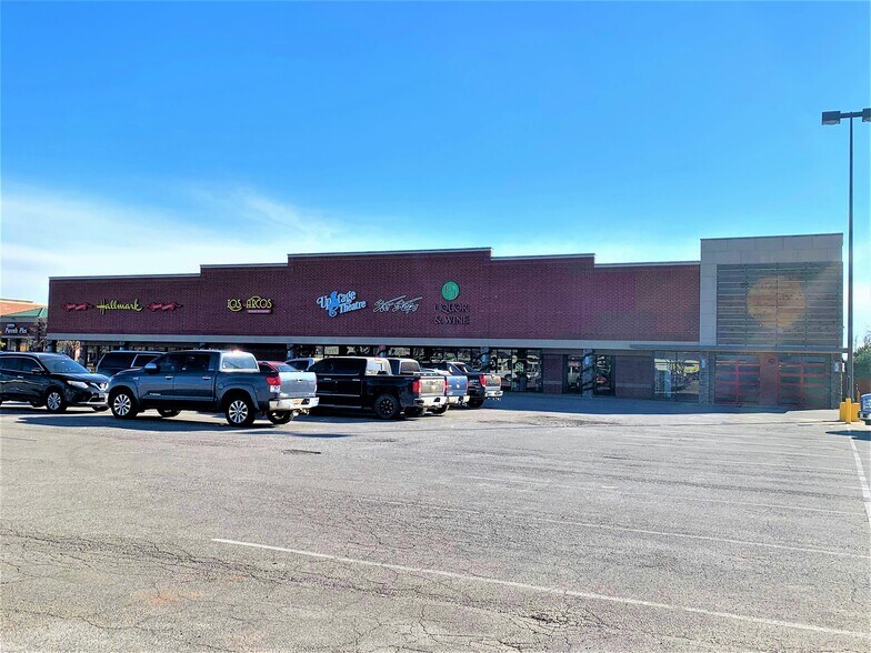 Primary Photo Of 832-848 W Danforth Rd, Edmond Storefront For Lease