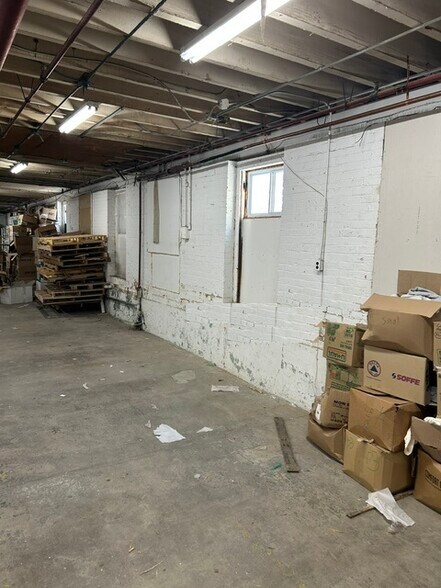 More Photos Of 49 Rose St, Stoughton Light Manufacturing For Lease