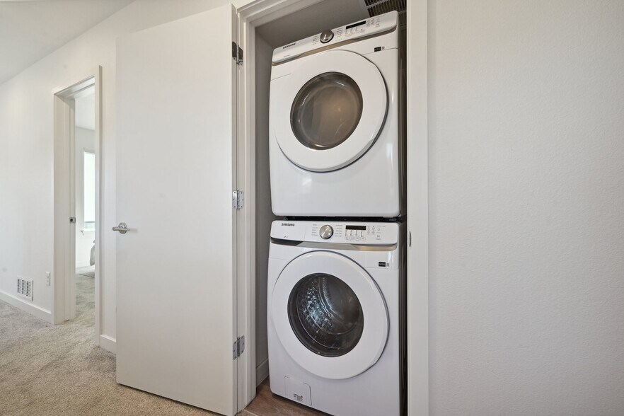 More Photos Of 8707 Ralston Rd, Arvada Apartments For Sale