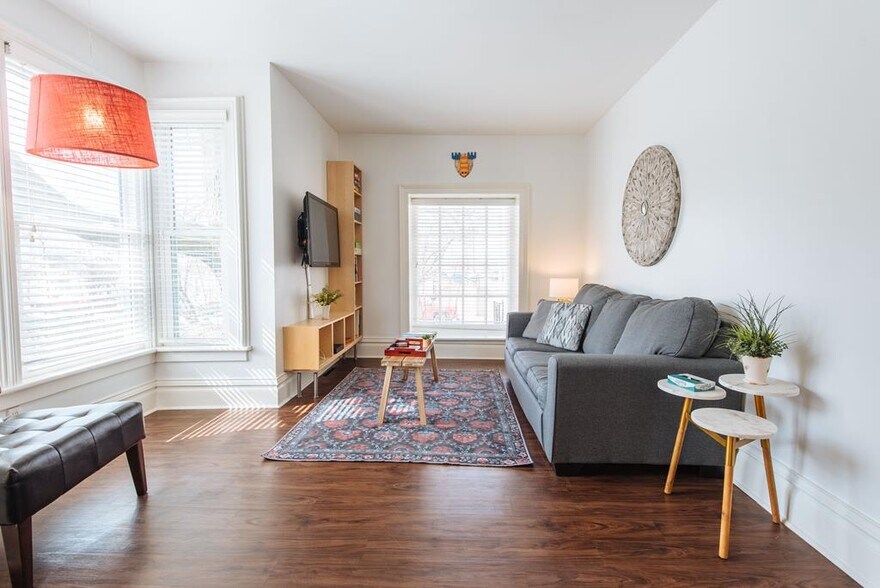 More Photos Of 219 Kentucky St, Sturgeon Bay Specialty For Sale