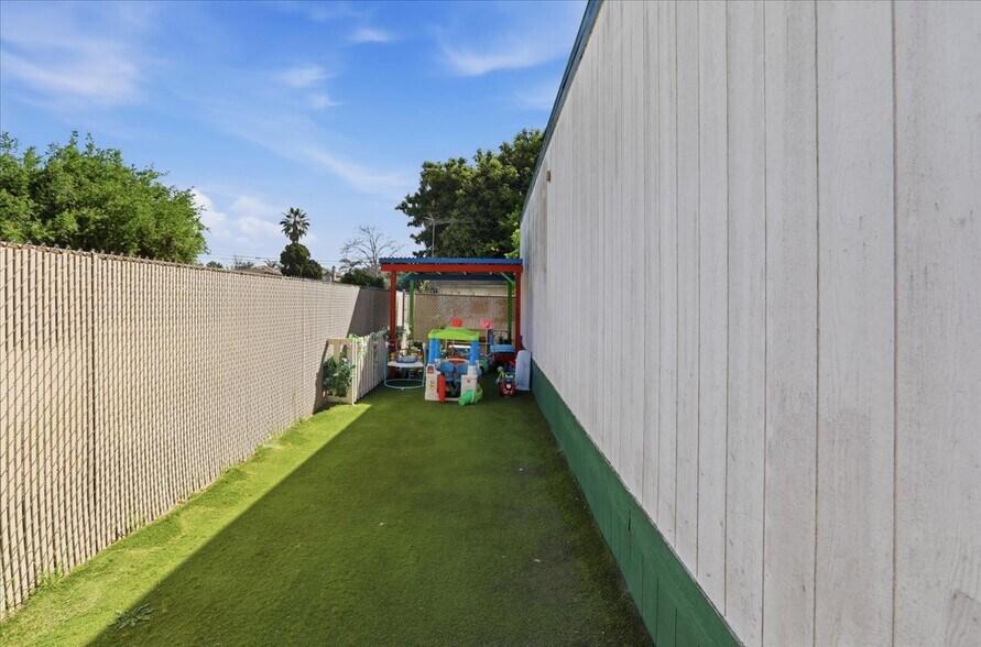 More Photos Of 4266 Walnut Ave, Chino Specialty For Sale