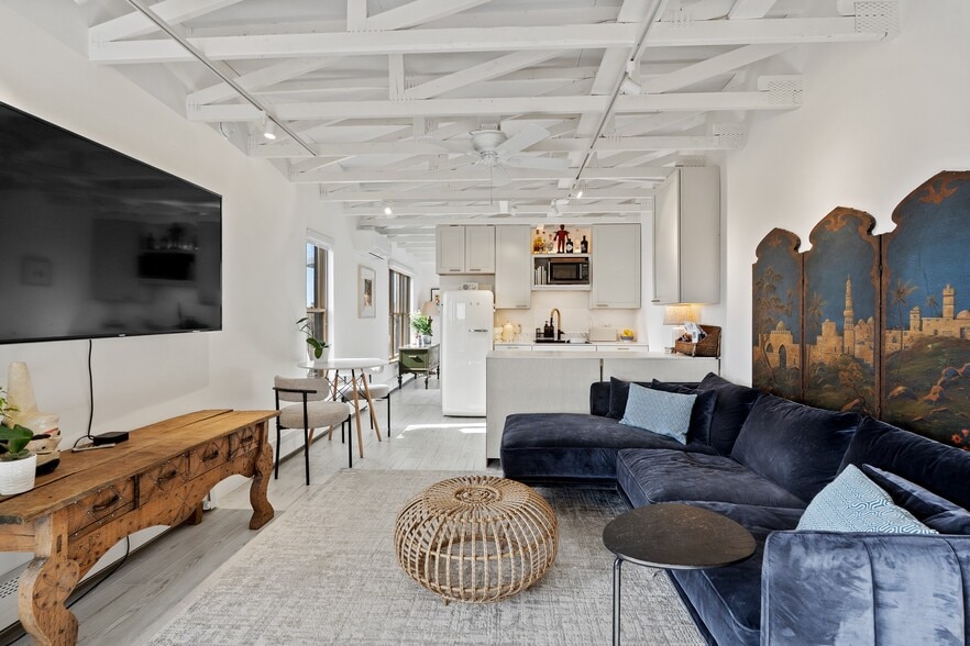 More Photos Of 4 N Chamisa Dr, Santa Fe Specialty For Sale