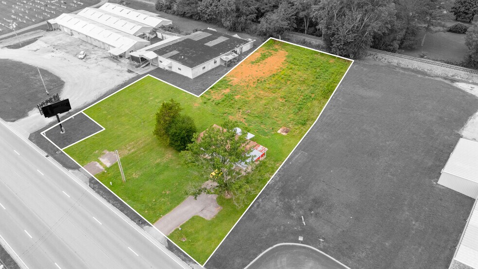 More Photos Of 309 N Military St, Loretto Land For Sale