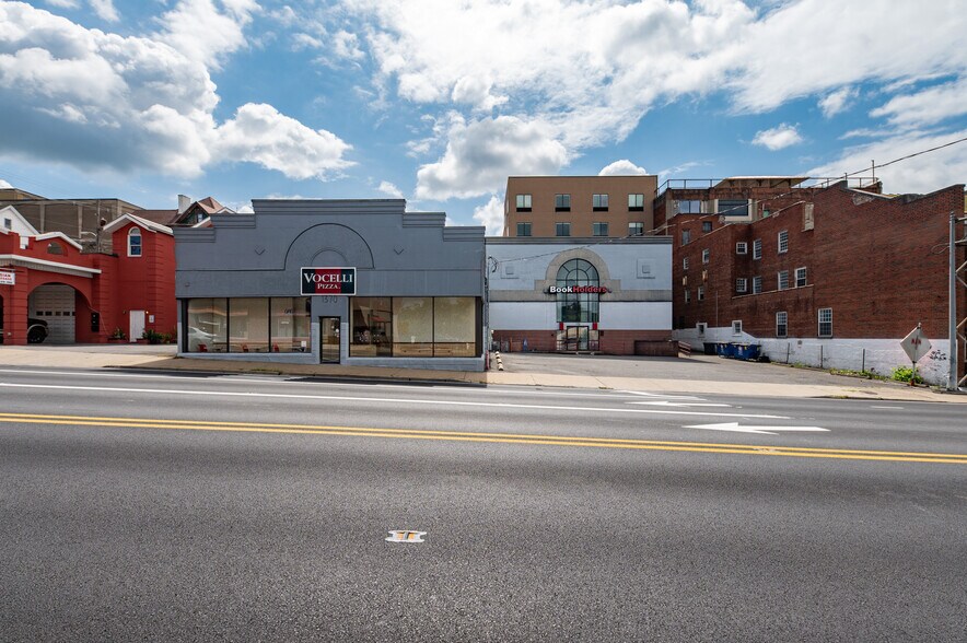 More Photos Of 1370 University Ave, Morgantown Storefront Retail Office For Lease
