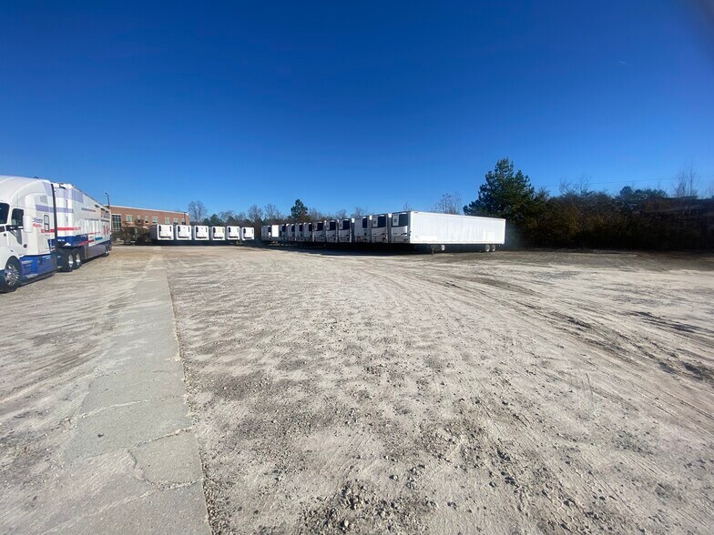 More Photos Of 161 Old Sulphur Springs Rd, Greenville Warehouse For Lease