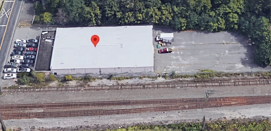 More Photos Of 111 Railroad Ave, West Haverstraw Warehouse For Sale