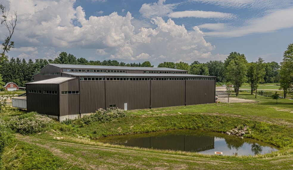 More Photos Of 5205 Cleveland Massillon Rd, Norton Manufacturing For Lease
