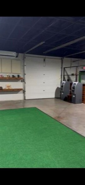 More Photos Of 3075 N Plaza Dr, Rapid City Distribution For Lease