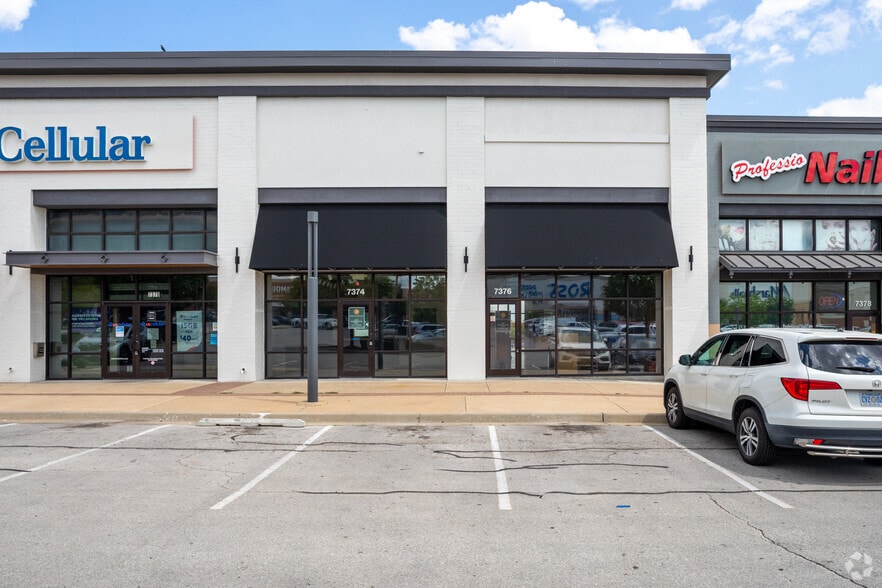 More Photos Of 7370-7392 S Olympia Ave, Tulsa General Retail For Lease