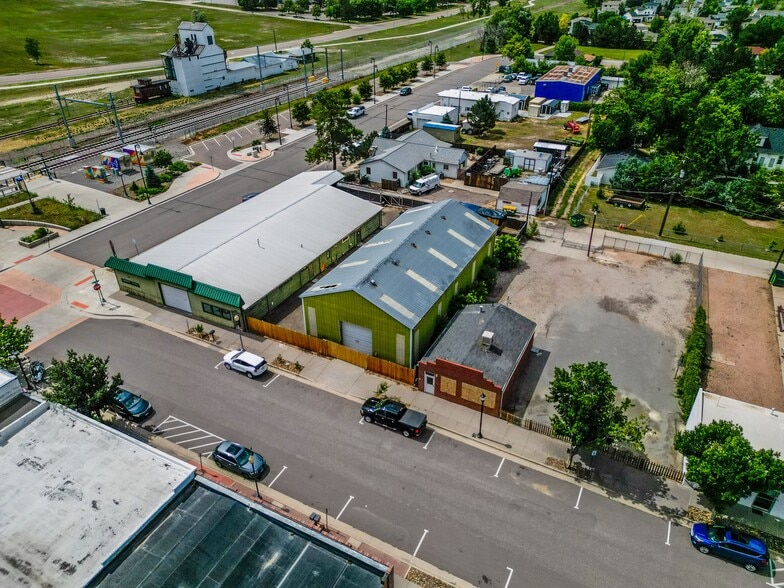 More Photos Of 2201 Lake Ave, Thornton General Retail For Sale