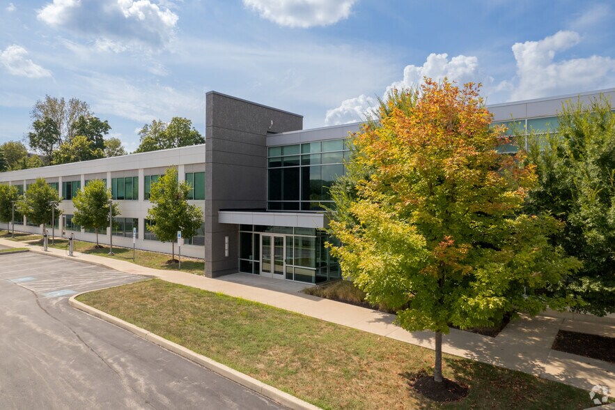 More Photos Of 70 E Swedesford Rd, Malvern Unknown For Lease