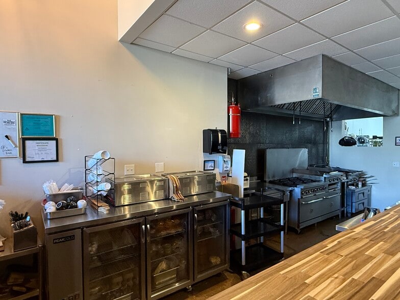 More Photos Of 502 1st St, LaSalle Storefront For Sale