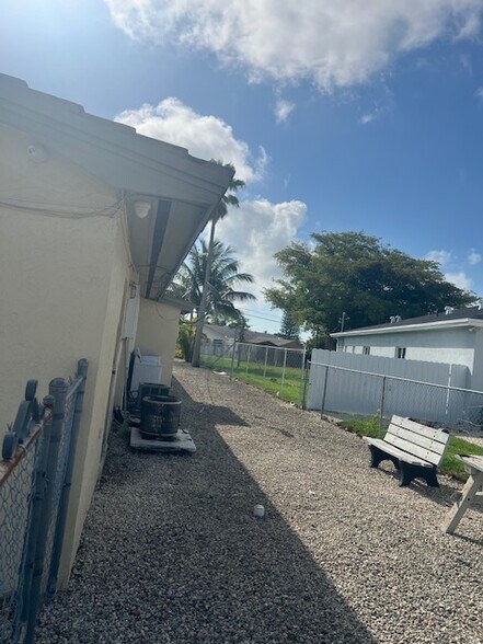 More Photos Of 22300 Sw 115th Ct, Miami Multifamily For Sale