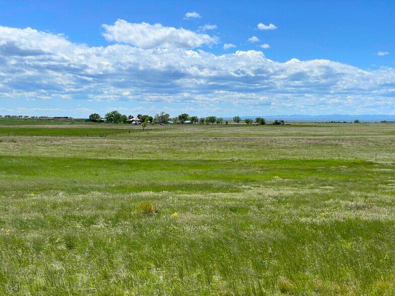 More Photos Of 24900 Spring Draw Rd, Scenic Land For Sale